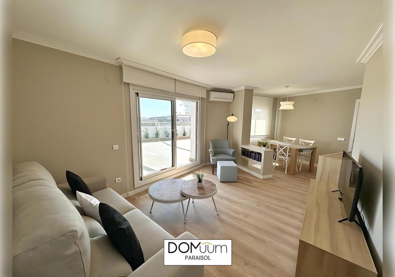 Domuum Holidays - Paraisol Family Home 萨洛 外观 照片