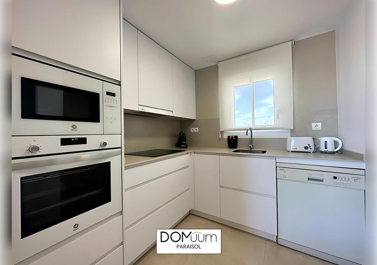 Domuum Holidays - Paraisol Family Home 萨洛 外观 照片