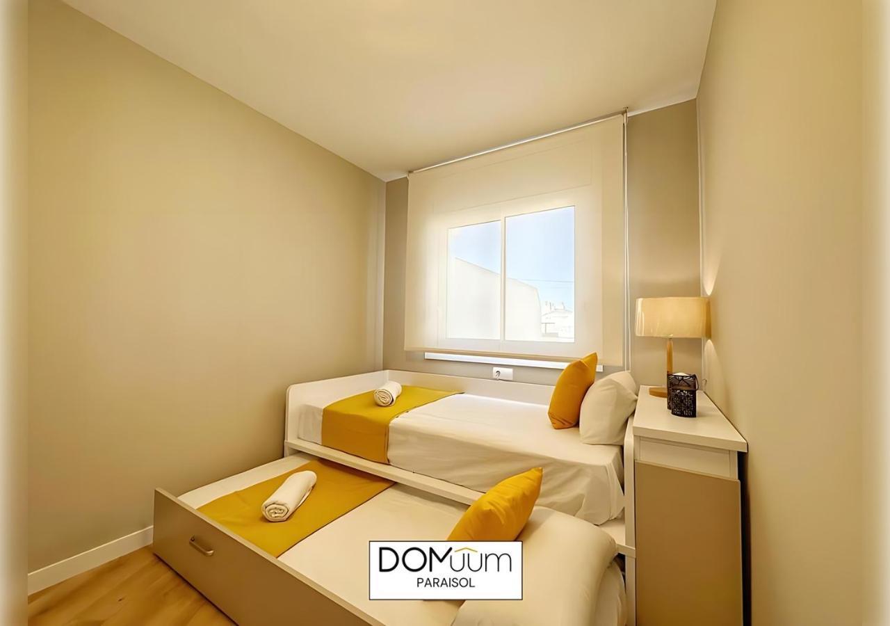 Domuum Holidays - Paraisol Family Home 萨洛 外观 照片