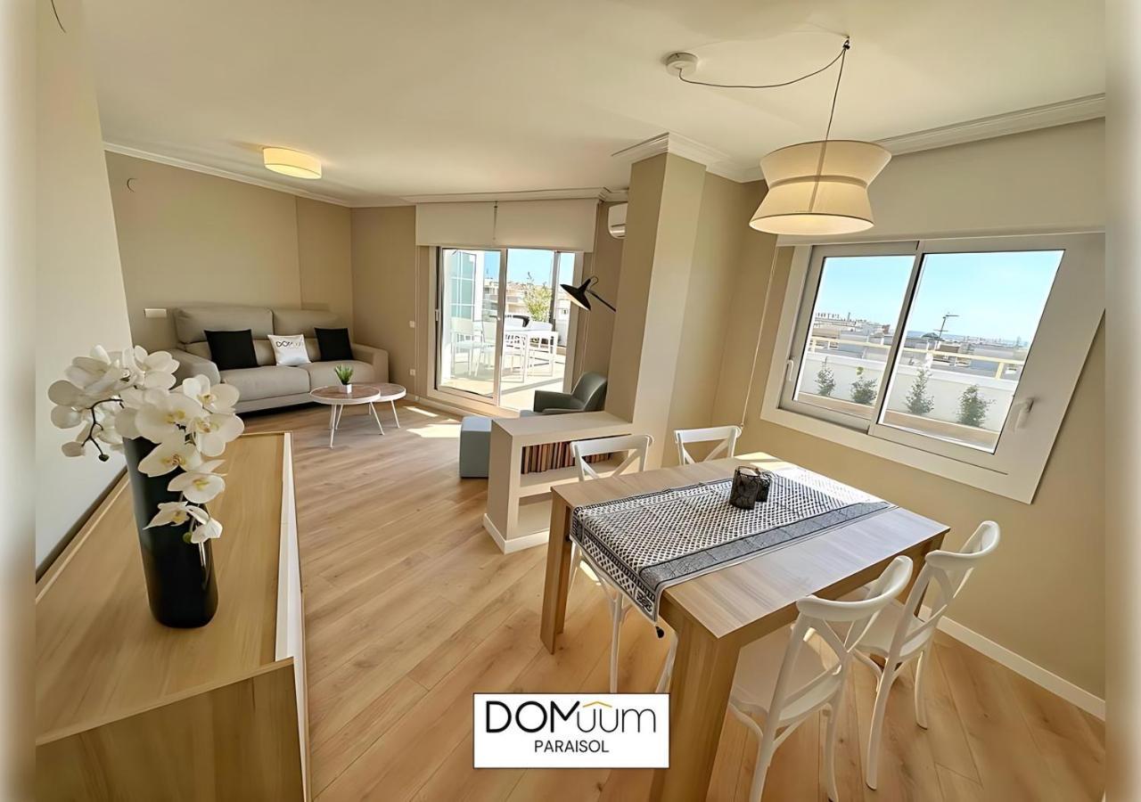 Domuum Holidays - Paraisol Family Home 萨洛 外观 照片